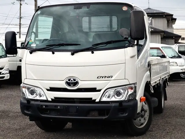 トヨタ ダイナ 2RG-XZU605(2WD)の写真1