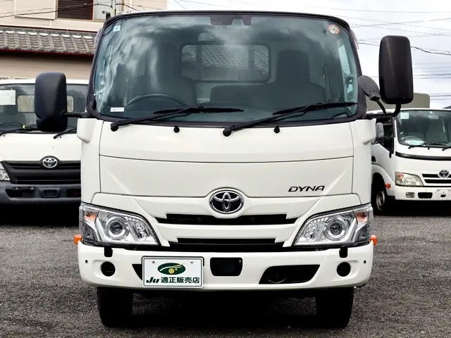 トヨタ ダイナ 2RG-XZU605(2WD)の写真3