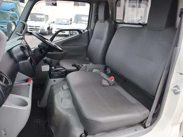 トヨタ ダイナ 2RG-XZU605(2WD)の写真35