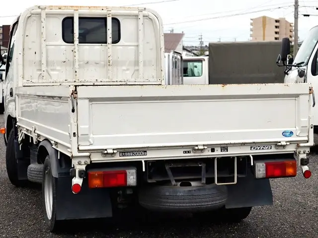トヨタ ダイナ 2RG-XZU605(2WD)の写真2
