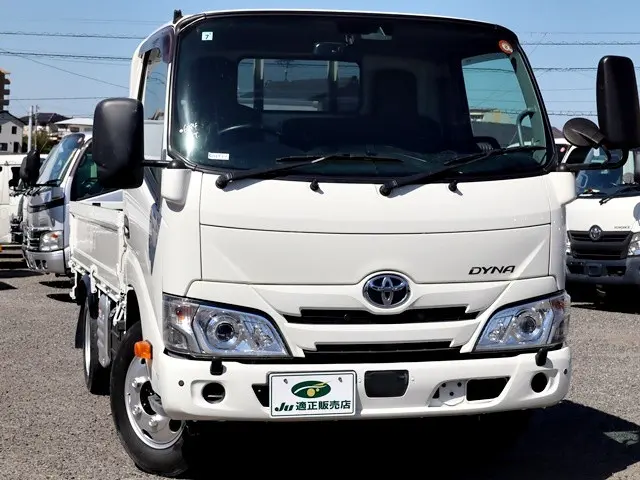 トヨタ ダイナ 2RG-XZU605(2WD)の写真4