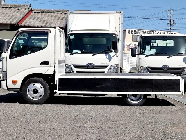 トヨタ ダイナ 2RG-XZU605(2WD)の写真13