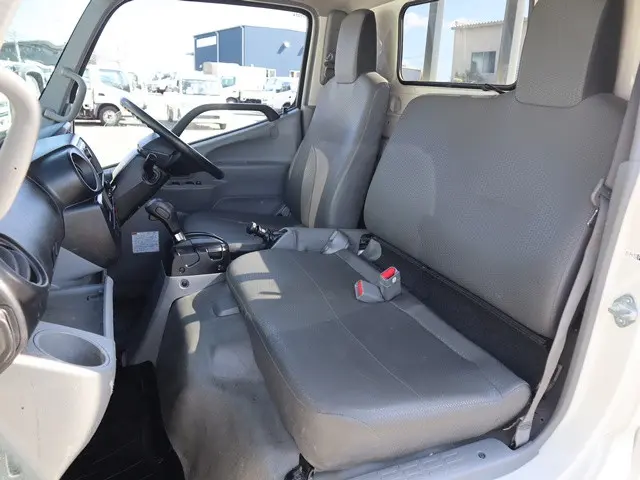 トヨタ ダイナ 2RG-XZU605(2WD)の写真35