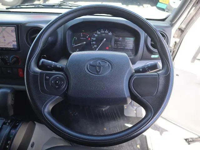 トヨタ ダイナ 2RG-XZC710(2WD)の写真4