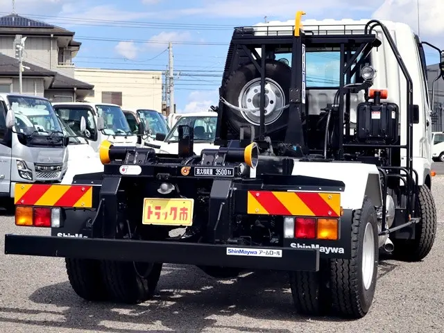 三菱 ファイター 2KG-FK72F(2WD)の写真5