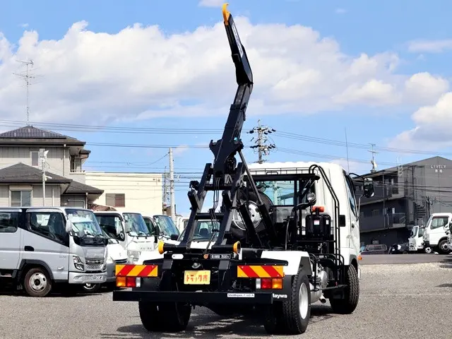 三菱 ファイター 2KG-FK72F(2WD)の写真16