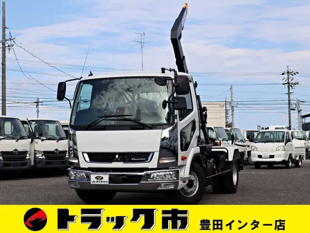 三菱 ファイター 2KG-FK72F(2WD)の写真1