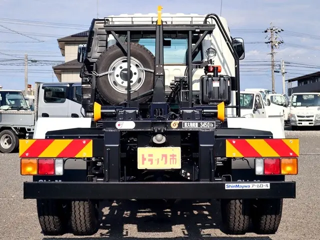 三菱 ファイター 2KG-FK72F(2WD)の写真6