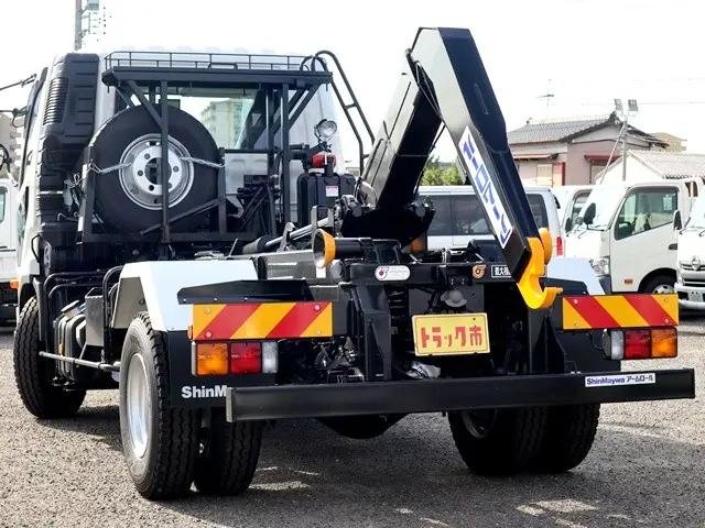 三菱 ファイター 2KG-FK72F(2WD)の写真14