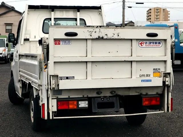 トヨタ ライトエーストラック ABF-S402U改(2WD)の写真2