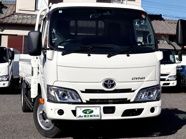 トヨタ ダイナ 2RG-XZU655(2WD)の写真4