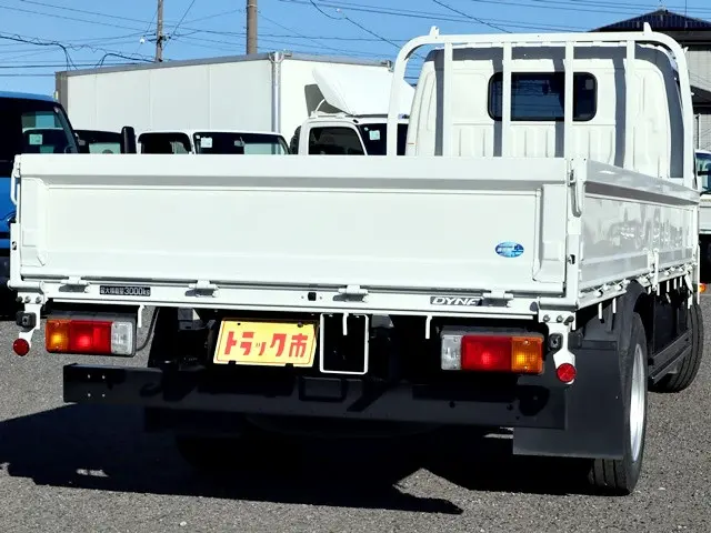 トヨタ ダイナ 2RG-XZU655(2WD)の写真5