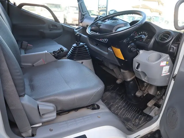 トヨタ ダイナ 2RG-XZU655(2WD)の写真31