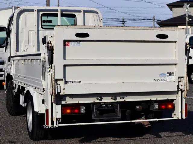 トヨタ ダイナ QDF-KDY221(2WD)の写真2