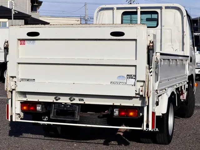 トヨタ ダイナ QDF-KDY221(2WD)の写真3