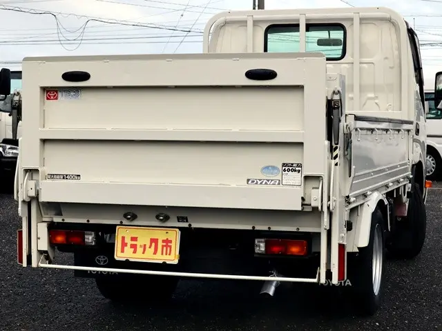 トヨタ ダイナ QDF-KDY221(2WD)の写真5