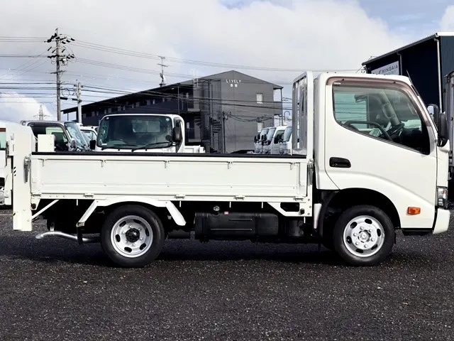 トヨタ ダイナ QDF-KDY221(2WD)の写真8