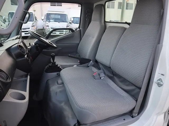 トヨタ ダイナ QDF-KDY221(2WD)の写真36