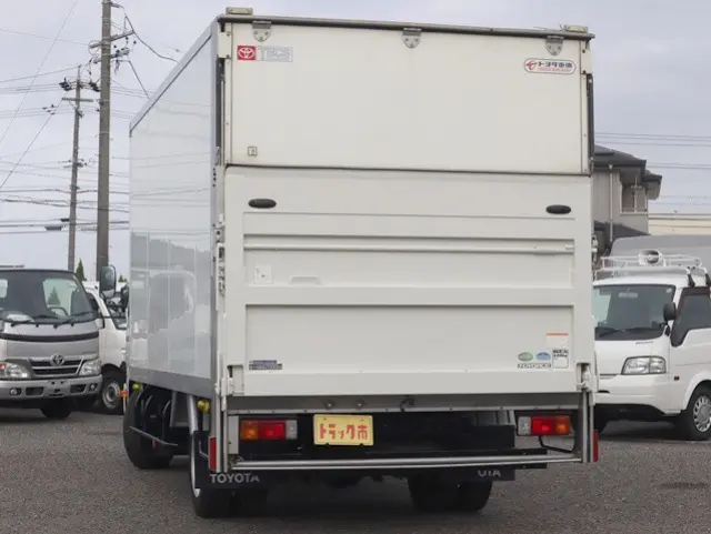 トヨタ トヨエース TKG-XZU710(2WD)の写真7