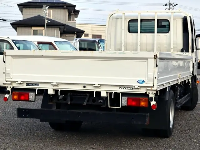 トヨタ ダイナ 2RG-XZC710(2WD)の写真3