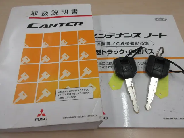 三菱 キャンター TPG-FBA20(2WD)の写真5