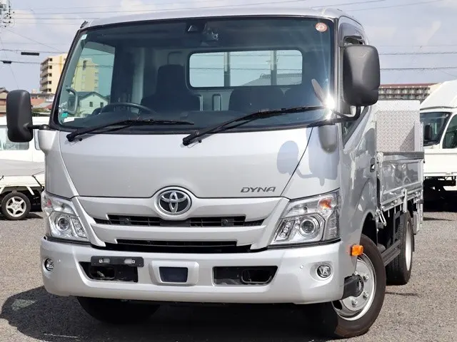 トヨタ ダイナ 2RG-XZU700(2WD)の写真1