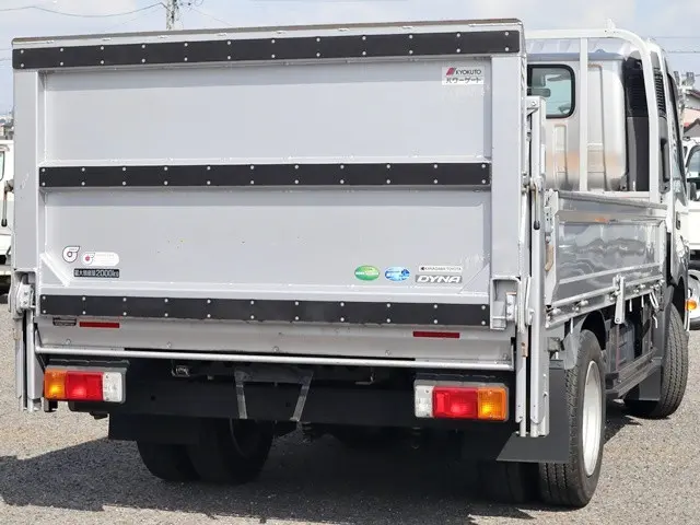 トヨタ ダイナ 2RG-XZU700(2WD)の写真3