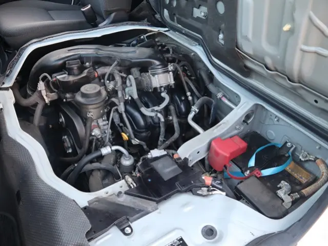 トヨタ ハイエース 3BA-TRH219W(4WD)の写真14