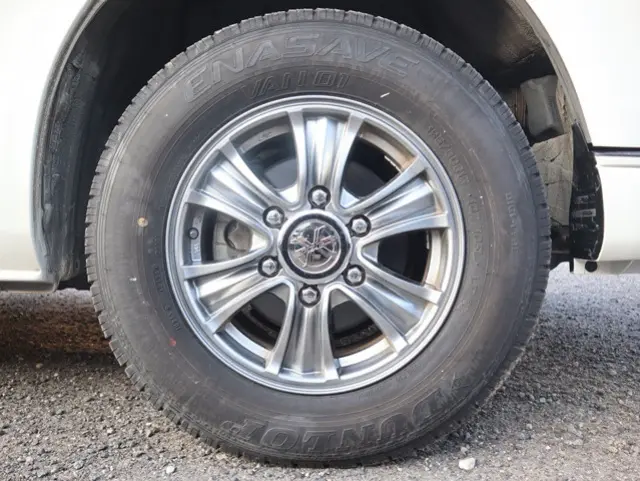 トヨタ ハイエース 3BA-TRH219W(4WD)の写真19