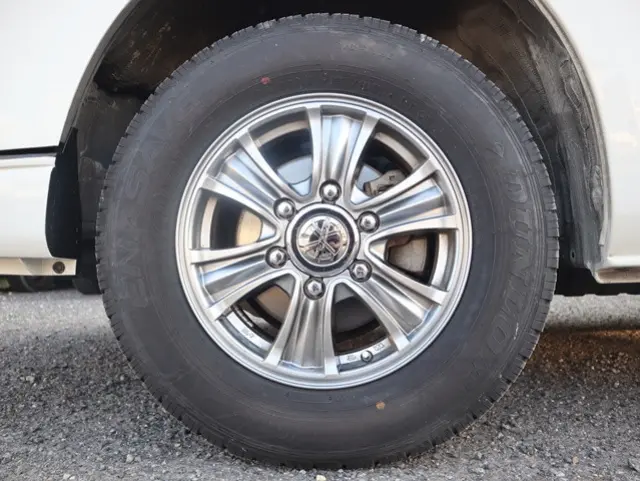 トヨタ ハイエース 3BA-TRH219W(4WD)の写真22