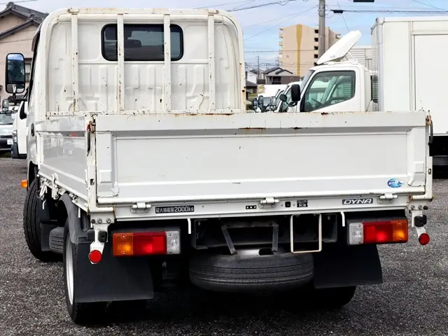 トヨタ ダイナ 2RG-XZU605(2WD)の写真2