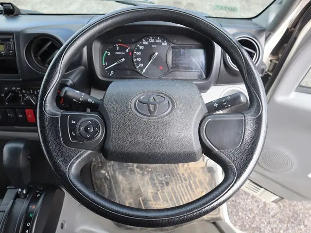 トヨタ ダイナ 2RG-XZU605(2WD)の写真4