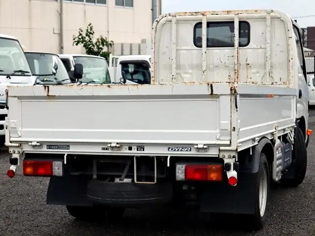 トヨタ ダイナ 2RG-XZU605(2WD)の写真3