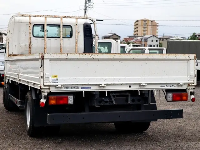 トヨタ ダイナ 2RG-XZU712(2WD)の写真2