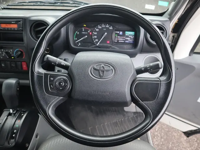 トヨタ ダイナ 2RG-XZU712(2WD)の写真4
