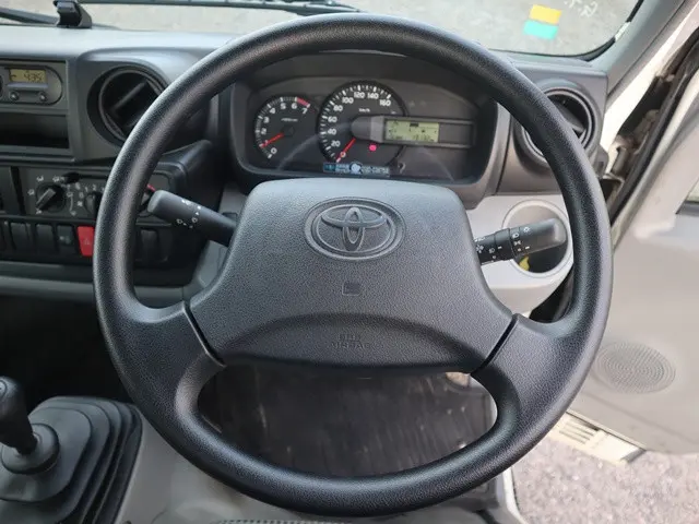 トヨタ トヨエース ABF-TRY230(2WD)の写真4