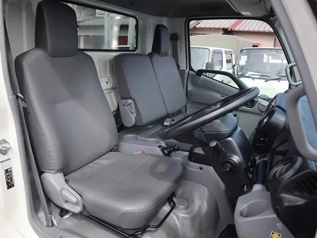 トヨタ ダイナ 2RG-XZC710(2WD)の写真32
