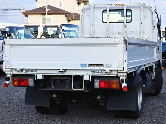 トヨタ ダイナ TPG-XZC605(2WD)の写真3