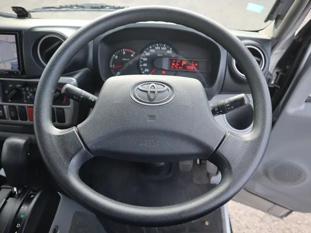 トヨタ ダイナ TKG-XZC605(2WD)の写真4