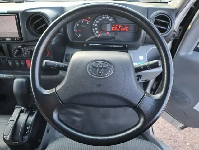 トヨタ ダイナ TPG-XZC605(2WD)の写真4