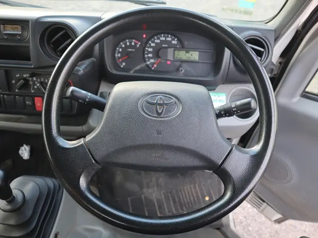 トヨタ トヨエース ABF-TRY220(2WD)の写真4