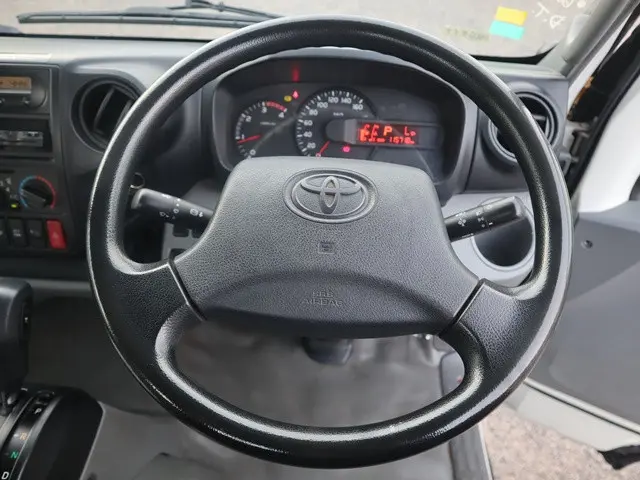 トヨタ ダイナ TPG-XZU710(2WD)の写真4