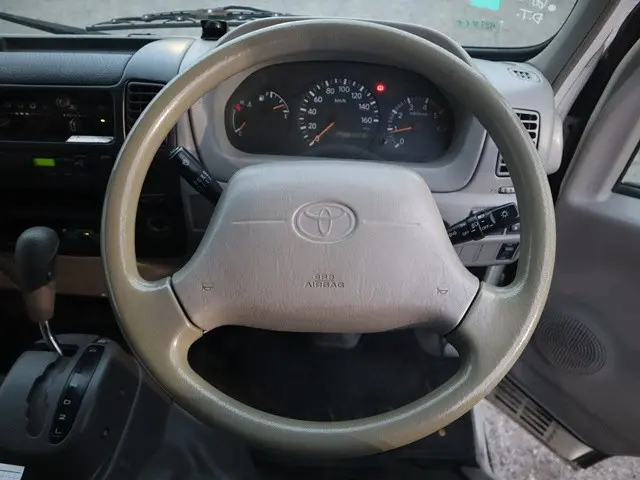トヨタ ダイナ LDF-KDY231(2WD)の写真4