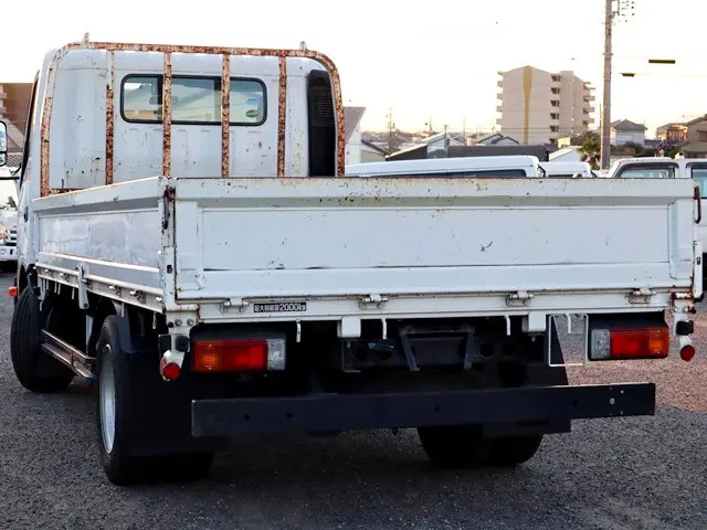 トヨタ ダイナ TPG-XZU710(2WD)の写真2