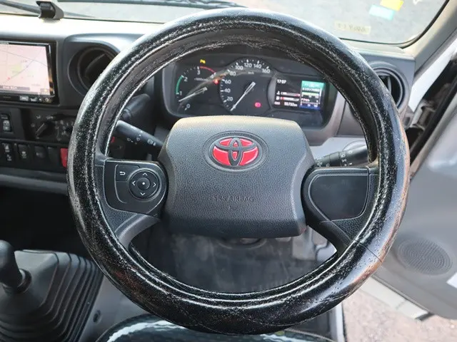 トヨタ ダイナ 2RG-XZU605(2WD)の写真4
