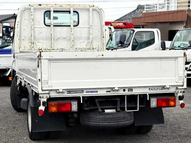 トヨタ ダイナ 2RG-XZC605(2WD)の写真2
