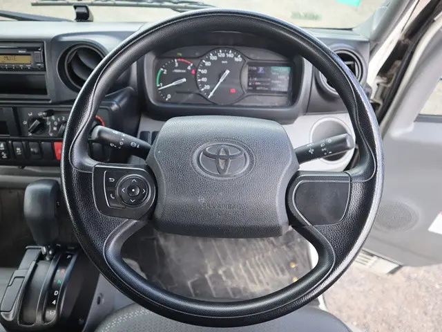 トヨタ ダイナ 2RG-XZC605(2WD)の写真4