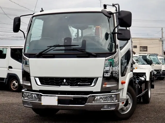 三菱 ファイター 2KG-FK72F(2WD)の写真1