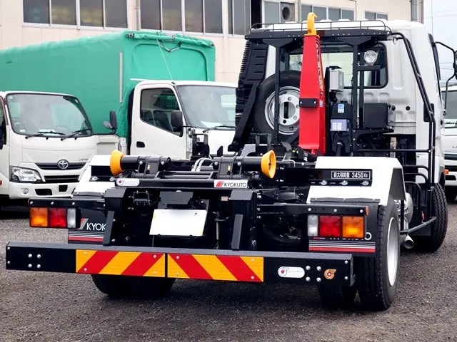 三菱 ファイター 2KG-FK72F(2WD)の写真3