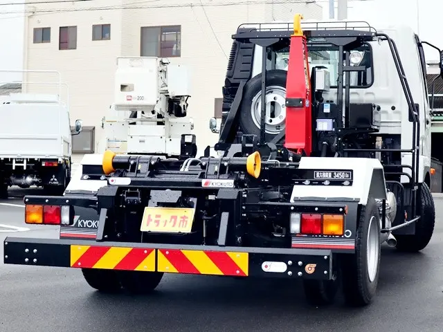三菱 ファイター 2KG-FK72F(2WD)の写真5
